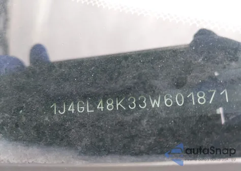 2003 Jeep Liberty Sport z USA, uszkodzony, nr VIN 1J4GL48K33W601871